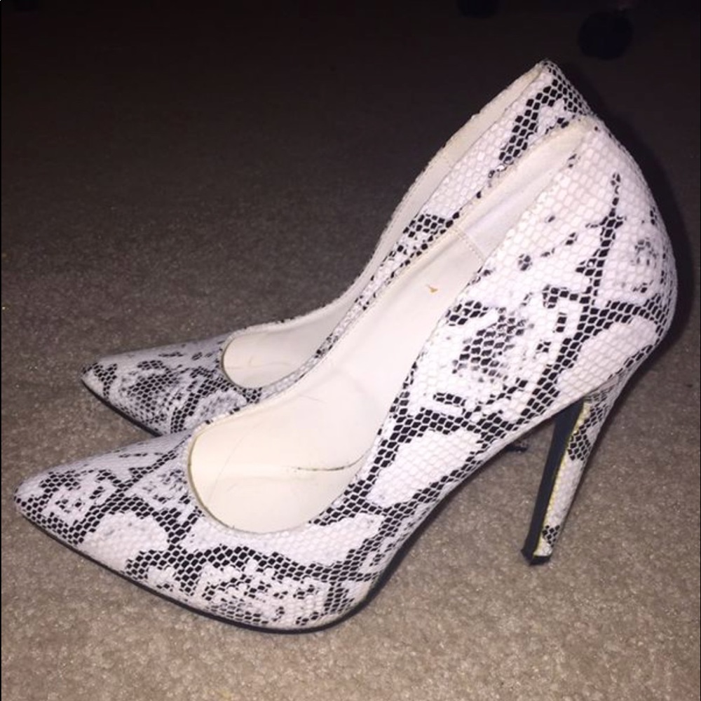 MICHAEL ANTONIO Heels NWOT Size 7.5